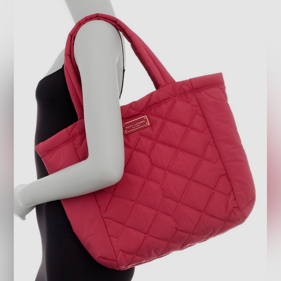 Marc Jacobs Fuchsia Quilted Tote Bag - Picture 2 of 4